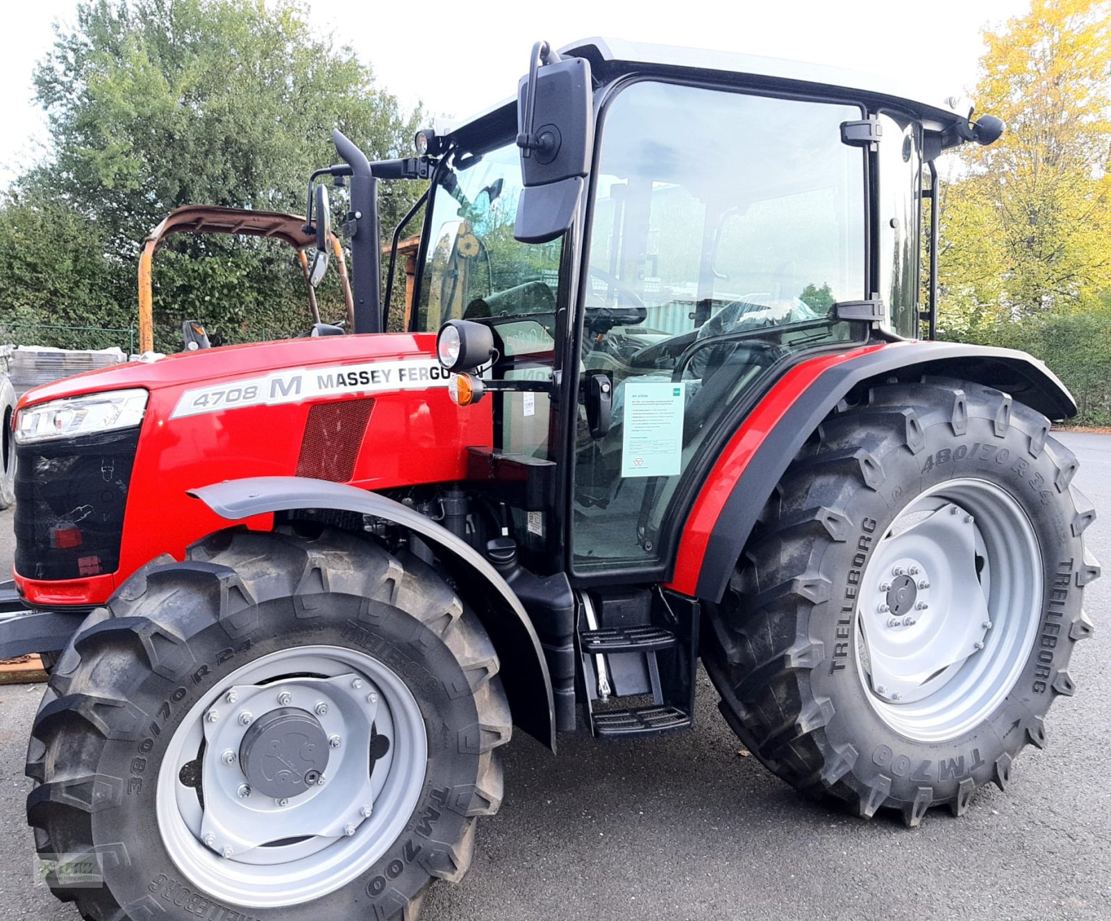 Traktor del tipo Massey Ferguson 4708, Neumaschine en Erbendorf (Imagen 1)