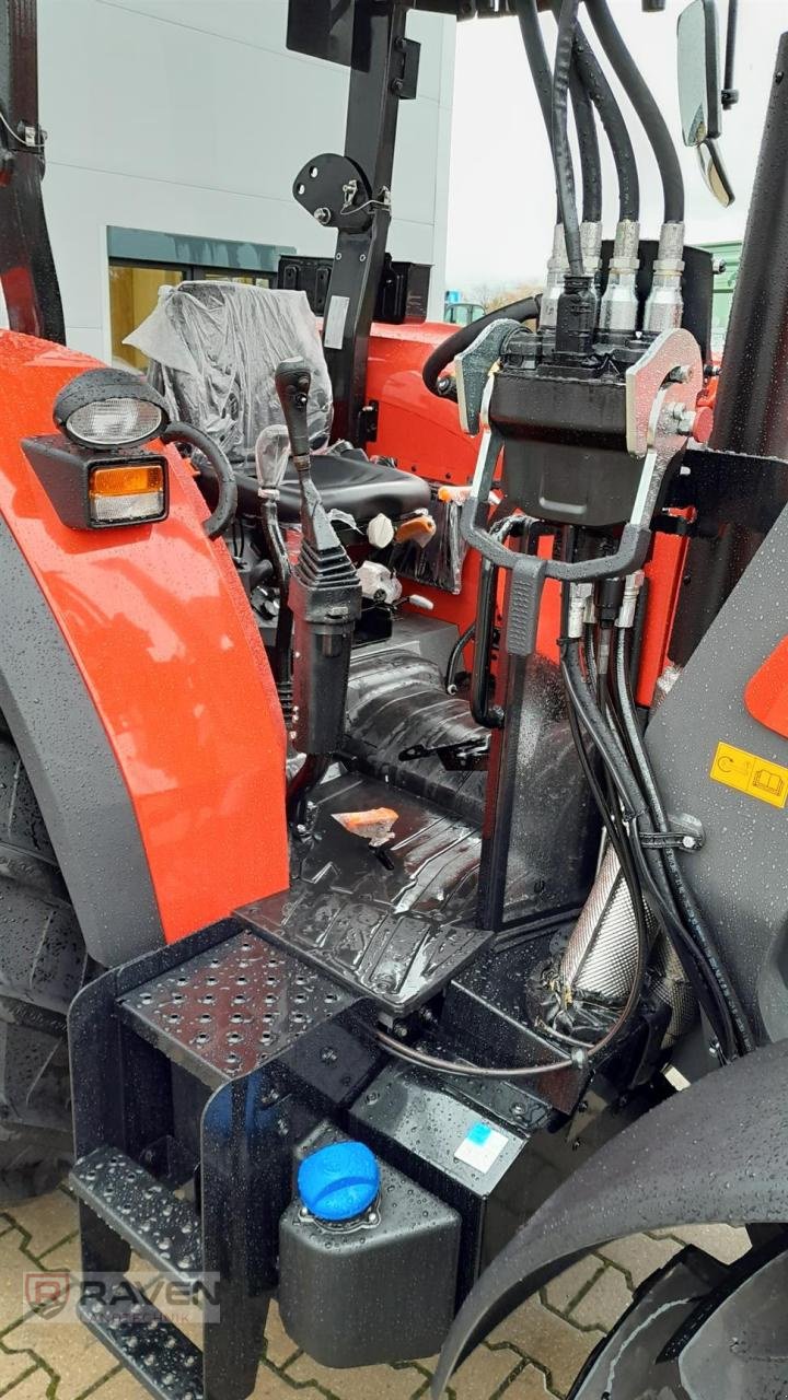 Traktor za tip Massey Ferguson 4708M Non Cab Platform Essential, Neumaschine u Sulingen (Slika 10)