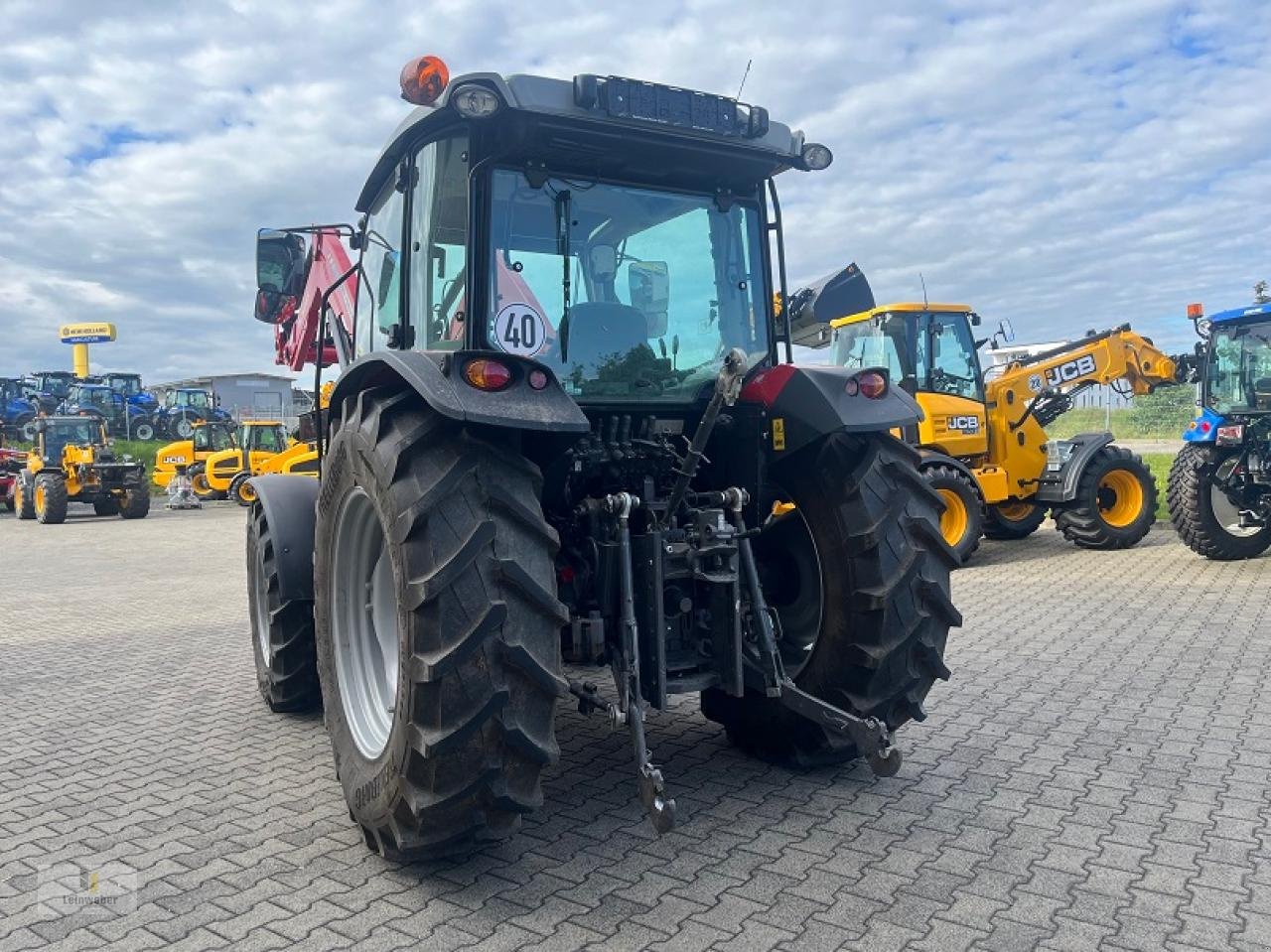 Traktor typu Massey Ferguson 4709 M Dyna2, Gebrauchtmaschine v Neuhof - Dorfborn (Obrázek 4)