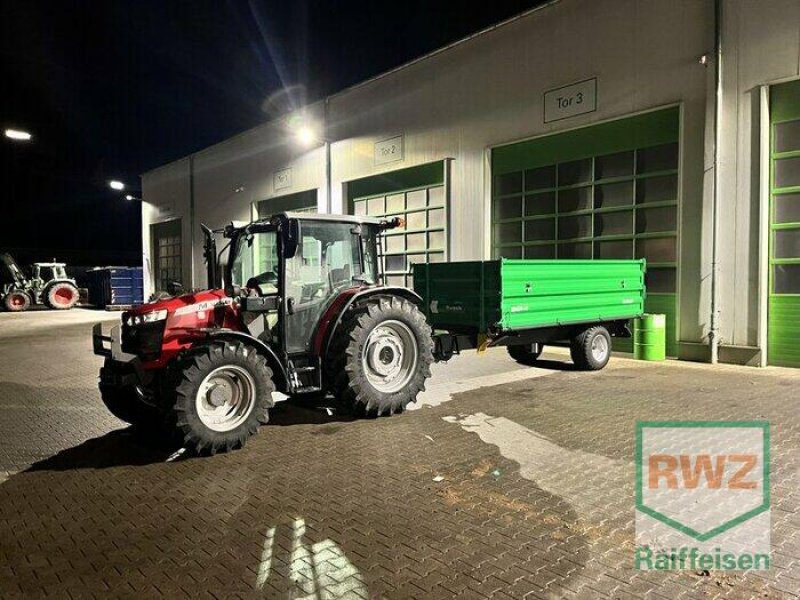 Traktor des Typs Massey Ferguson 4709 M, Gebrauchtmaschine in Zülpich (Bild 1)