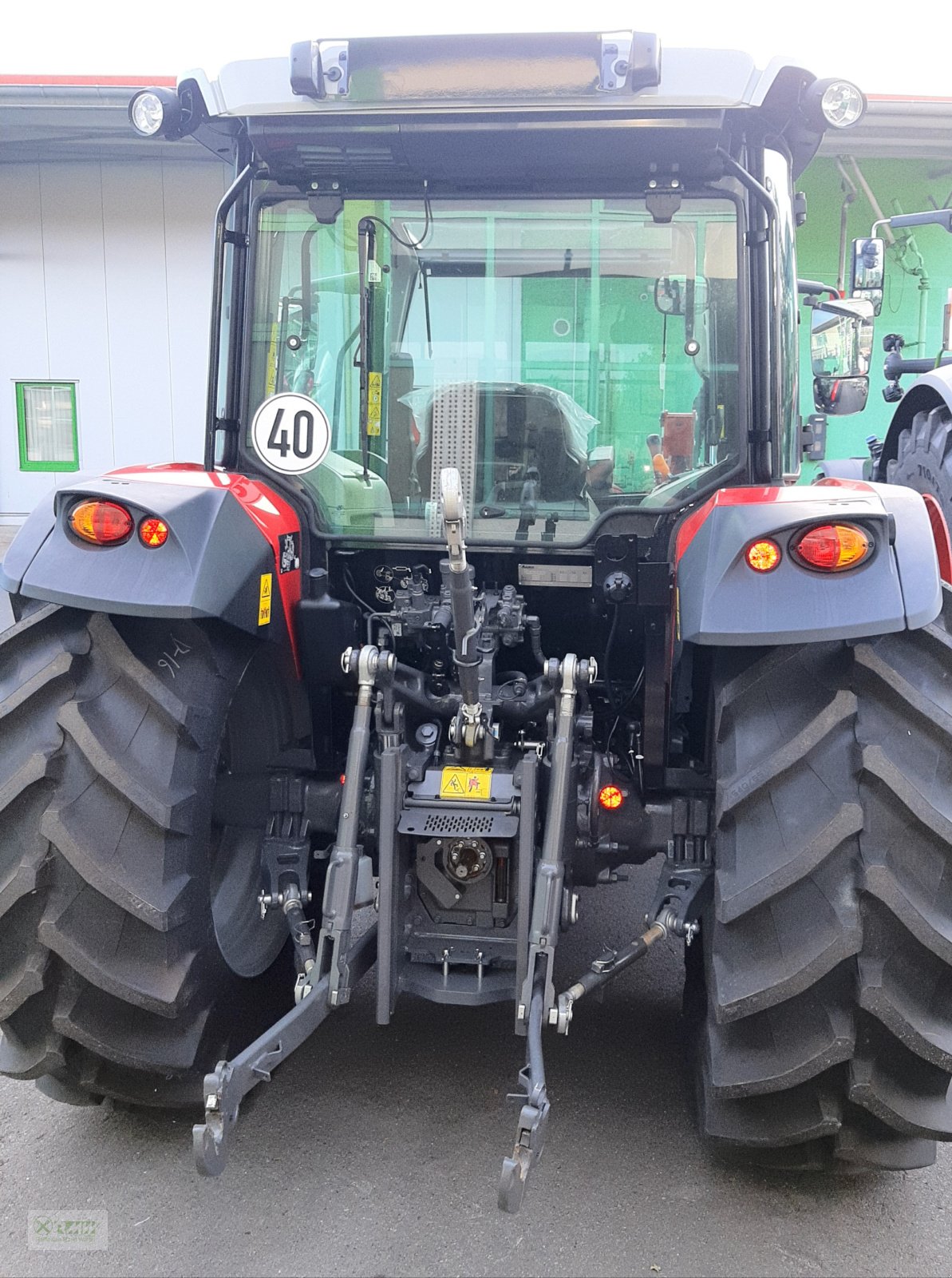 Traktor типа Massey Ferguson 4709, Neumaschine в Erbendorf (Фотография 5)