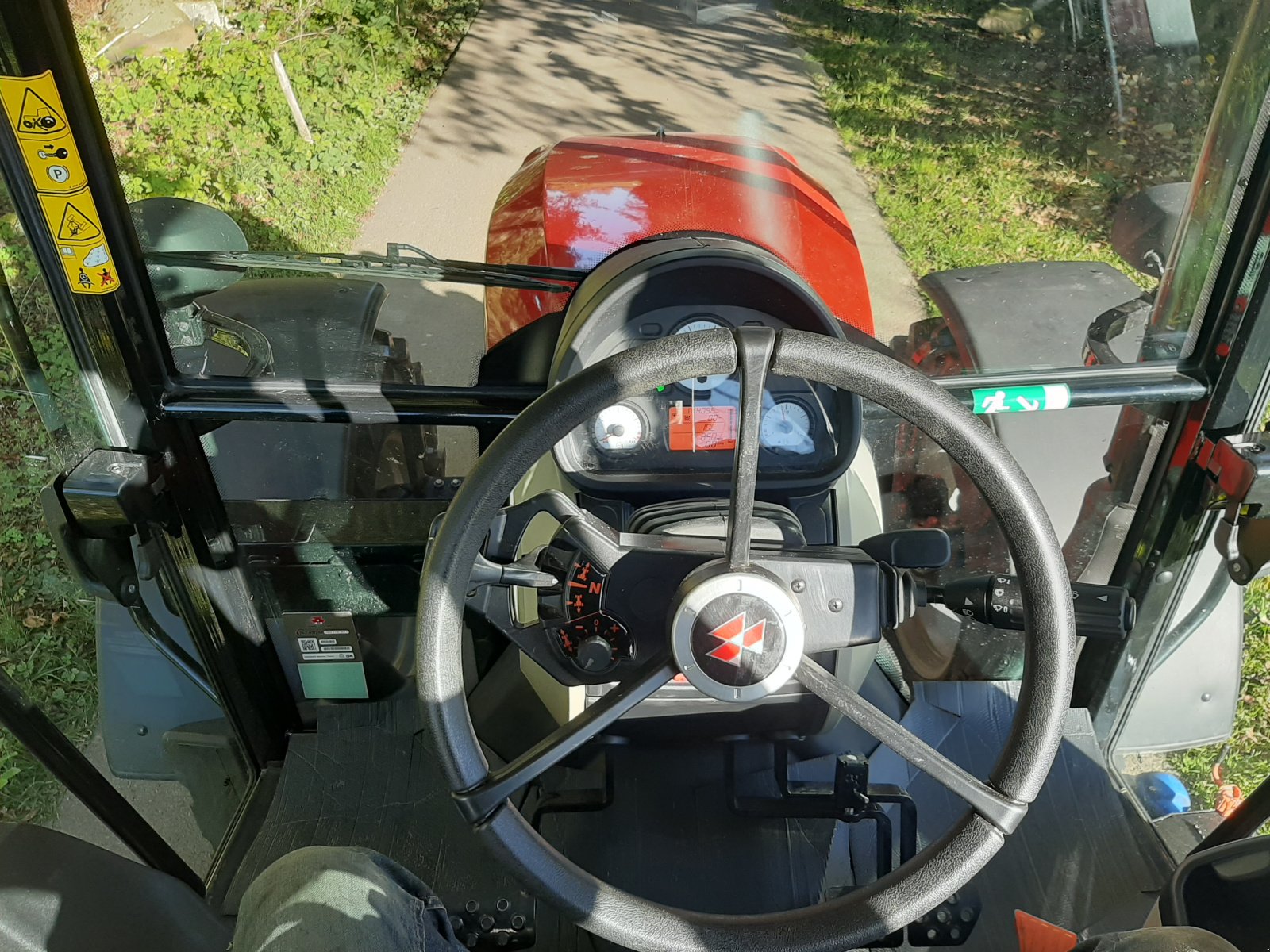 Traktor Türe ait Massey Ferguson 4709, Gebrauchtmaschine içinde Argenbühl (resim 3)