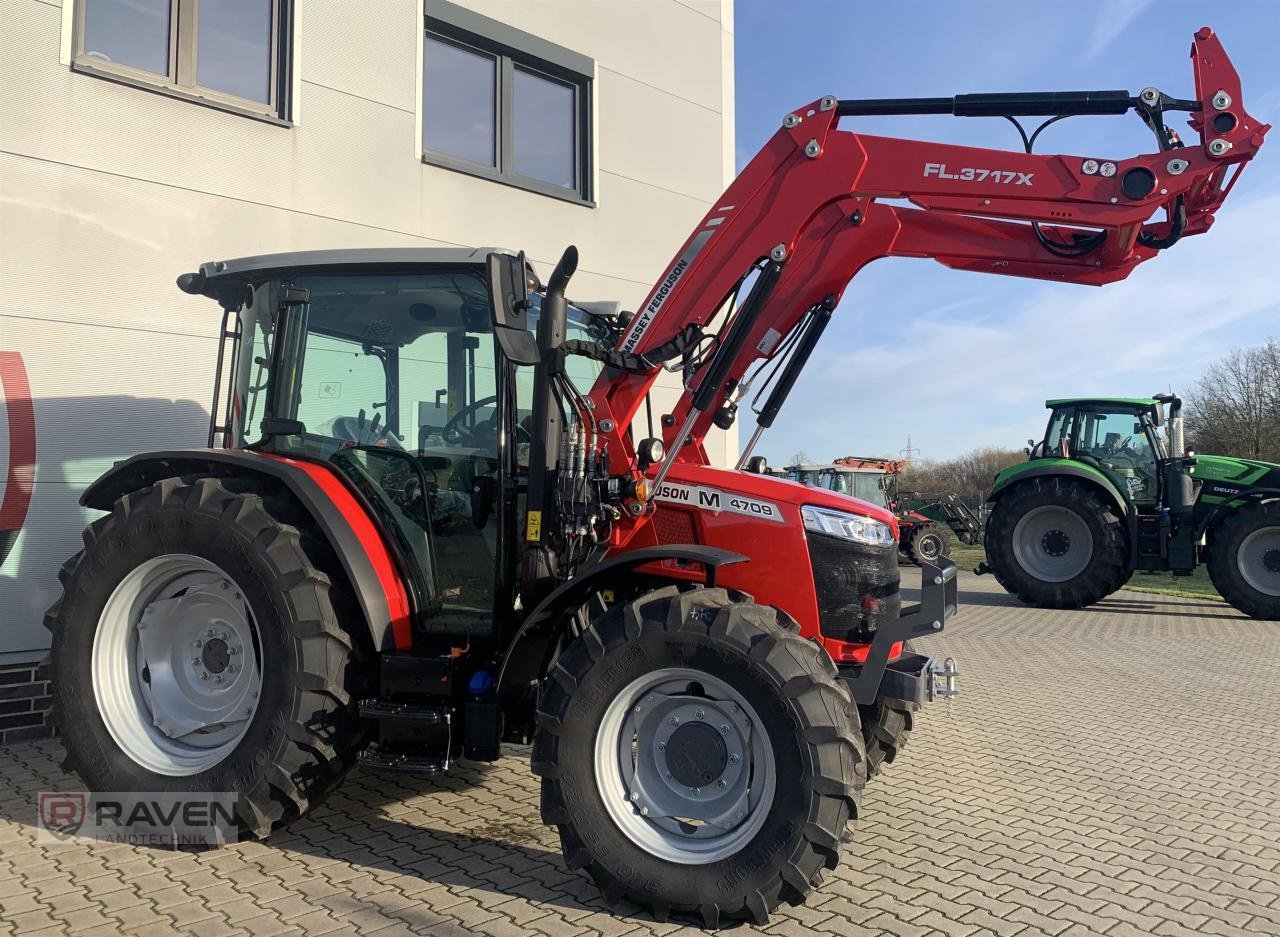 Traktor des Typs Massey Ferguson 4709M Dyna-2, Neumaschine in Sulingen (Bild 2)