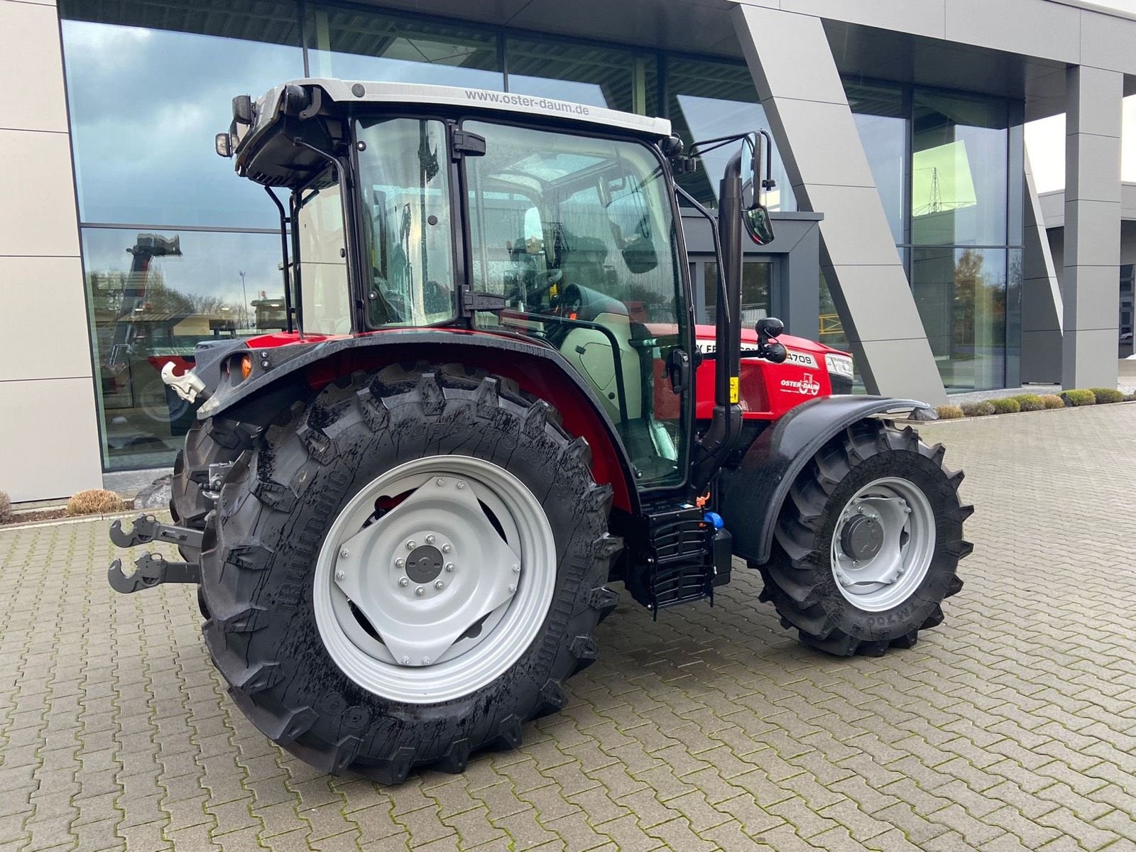 Traktor Türe ait Massey Ferguson 4709M, Neumaschine içinde Kaisersesch (resim 6)