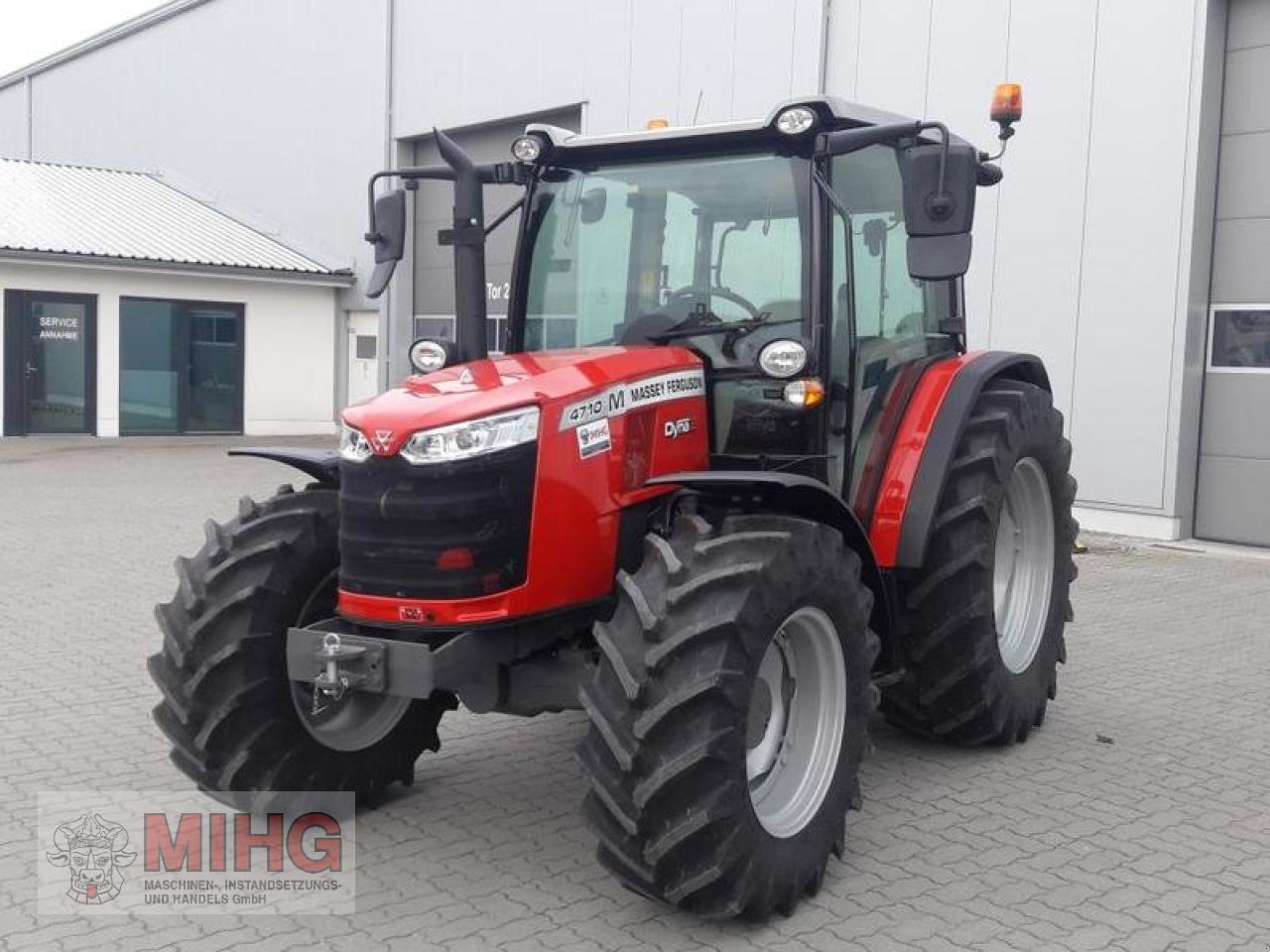 Traktor типа Massey Ferguson 4710 M DYNA2 GLOBAL SERIES, Neumaschine в Dummerstorf OT Petschow (Фотография 3)