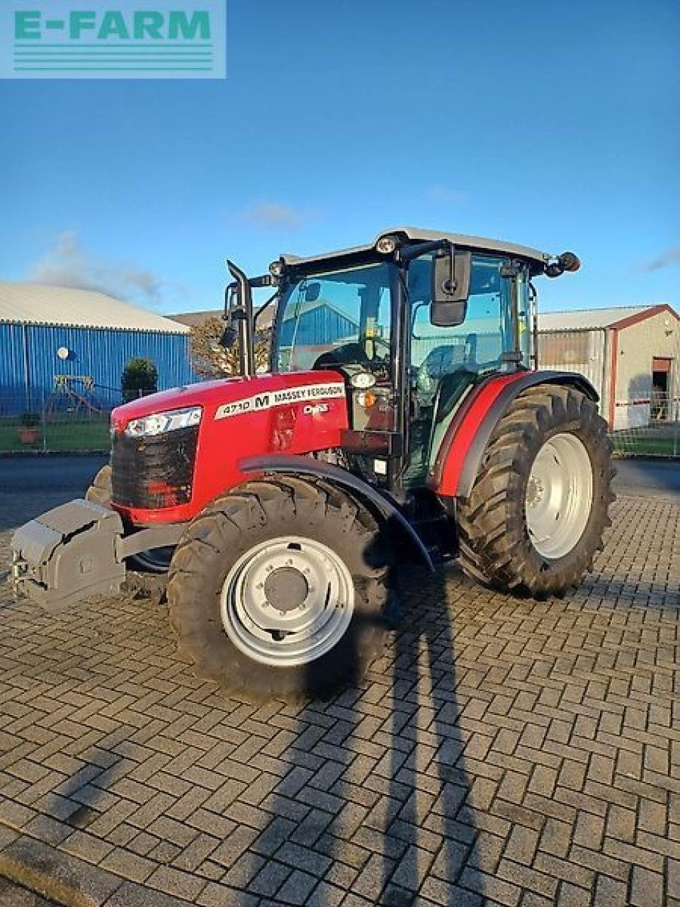 Traktor za tip Massey Ferguson 4710m dyna-2, Gebrauchtmaschine u STAPEL (Slika 1)