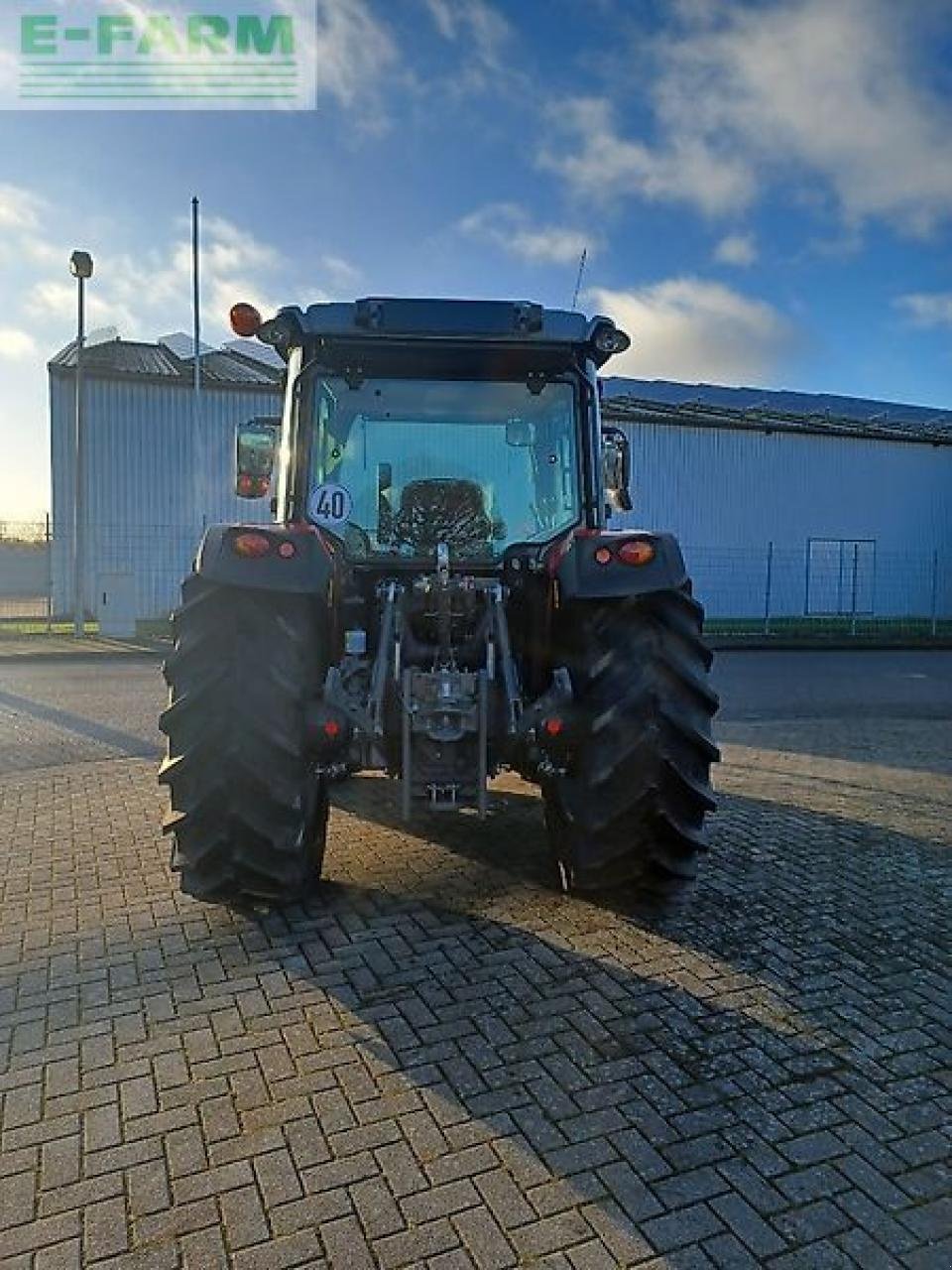 Traktor za tip Massey Ferguson 4710m dyna-2, Gebrauchtmaschine u STAPEL (Slika 7)