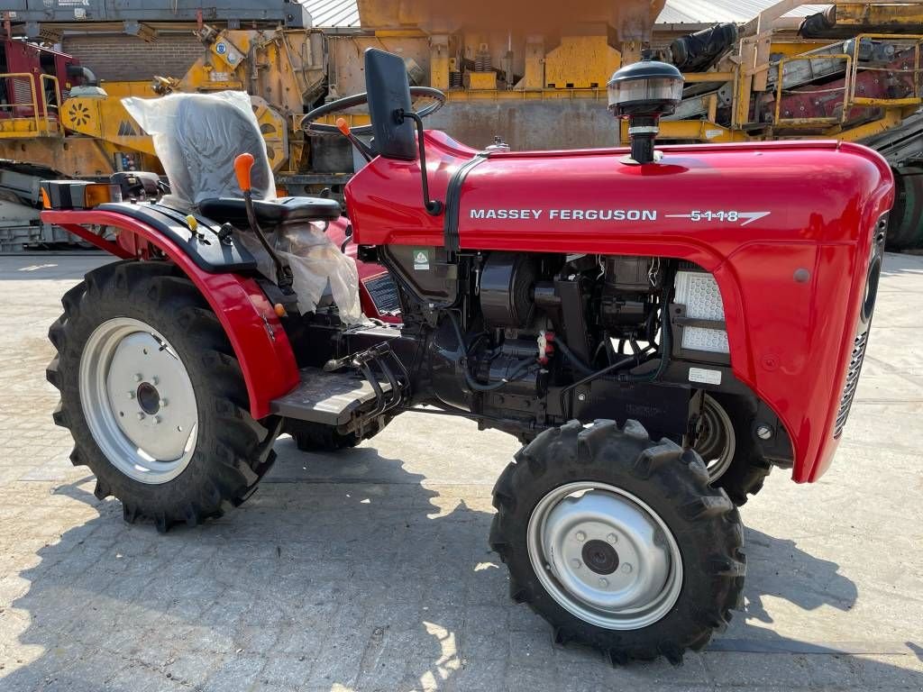 Traktor Türe ait Massey Ferguson 5118 - 11hp New / Unused, Gebrauchtmaschine içinde Veldhoven (resim 5)