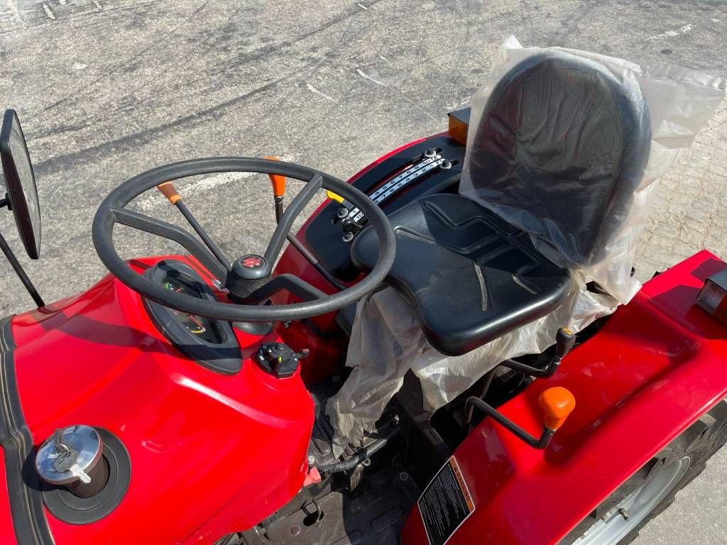 Traktor van het type Massey Ferguson 5118 - 11hp New / Unused, Gebrauchtmaschine in Veldhoven (Foto 7)