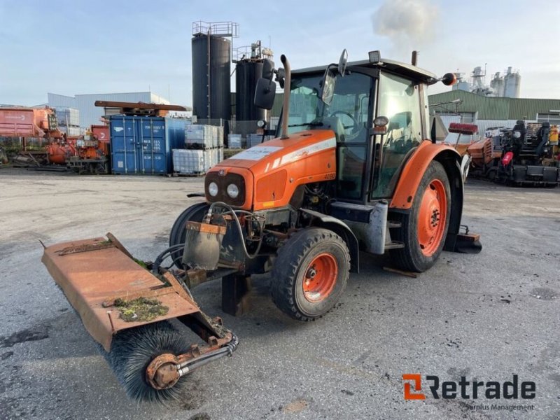 Traktor typu Massey Ferguson 5425, Gebrauchtmaschine v Rødovre (Obrázek 1)