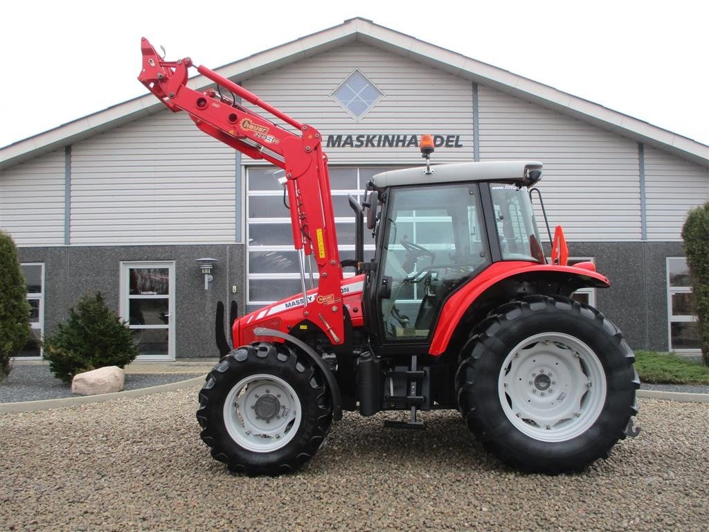 Traktor of the type Massey Ferguson 5435 En ejers traktor med fin frontlæsser på, Gebrauchtmaschine in Lintrup (Picture 3)