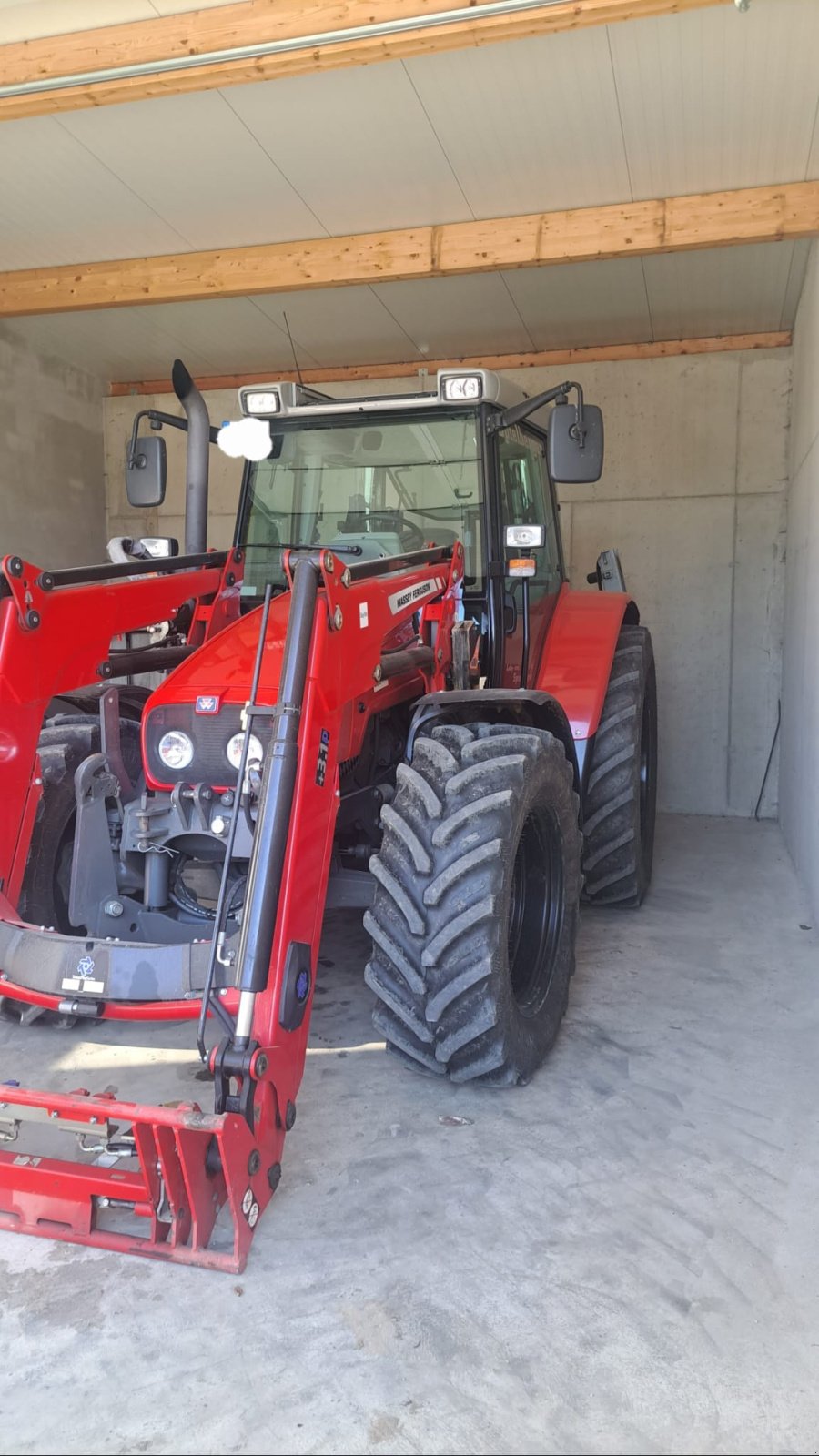 Traktor van het type Massey Ferguson 5435, Gebrauchtmaschine in Teising (Foto 1)