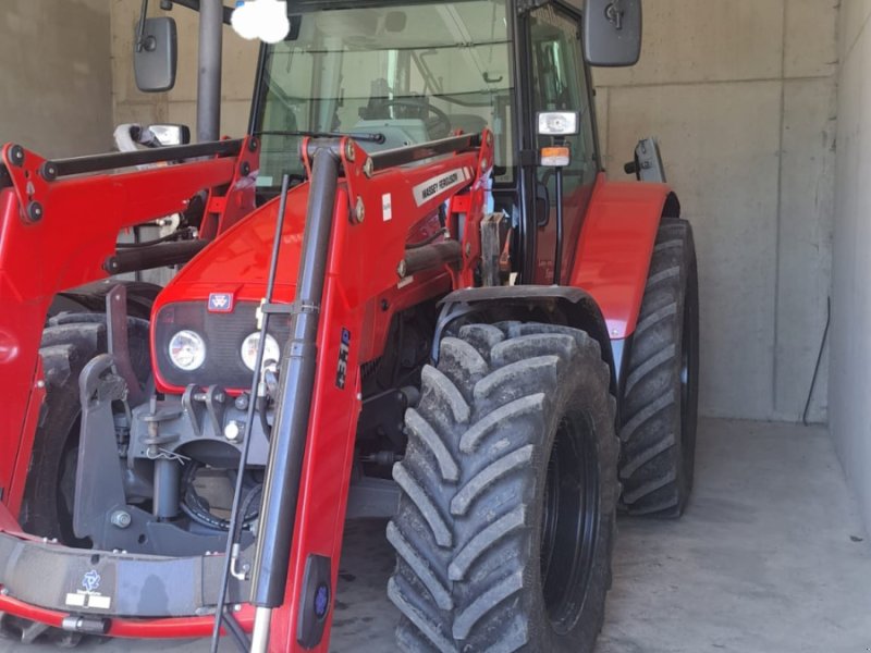 Traktor van het type Massey Ferguson 5435, Gebrauchtmaschine in Teising (Foto 1)