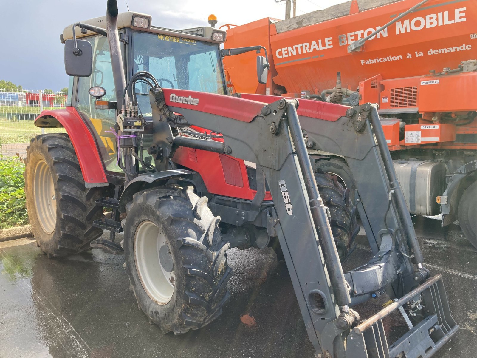 Traktor typu Massey Ferguson 5440 DYNA 4 CHARGEUR, Gebrauchtmaschine v AUTUN (Obrázek 3)