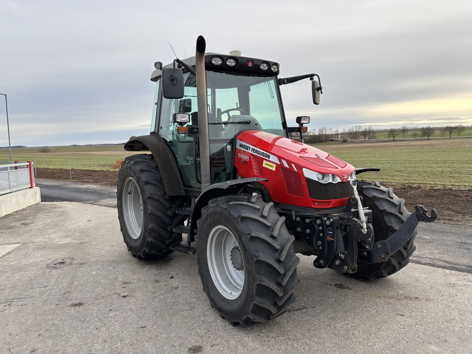 Traktor du type Massey Ferguson 5445-4 Privilege Plus, Gebrauchtmaschine en Starrein (Photo 10)