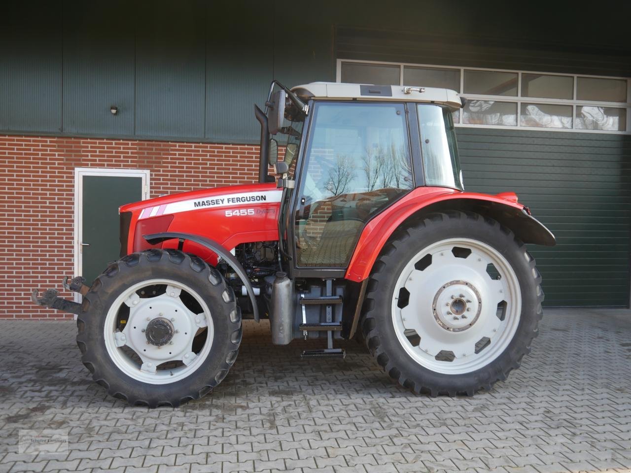 Traktor of the type Massey Ferguson 5455 Dyna-4, Gebrauchtmaschine in Borken (Picture 4)