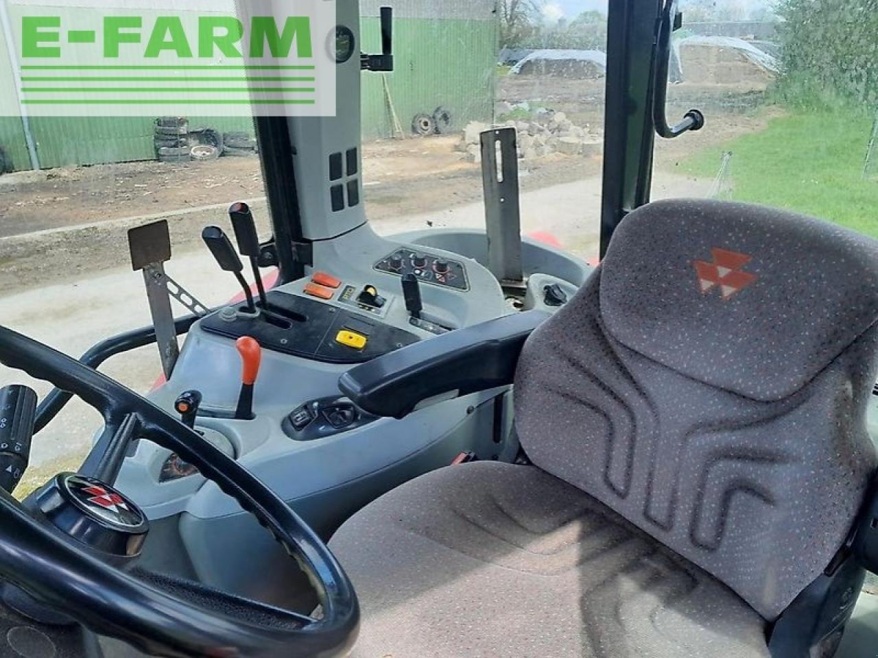 Traktor van het type Massey Ferguson 5455 dyna-4, Gebrauchtmaschine in STAPEL (Foto 18)