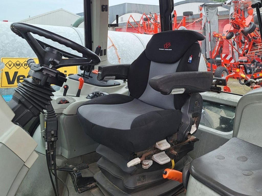 Traktor Türe ait Massey Ferguson 5455 DYNA-4, Neumaschine içinde MARIENHEEM (resim 10)