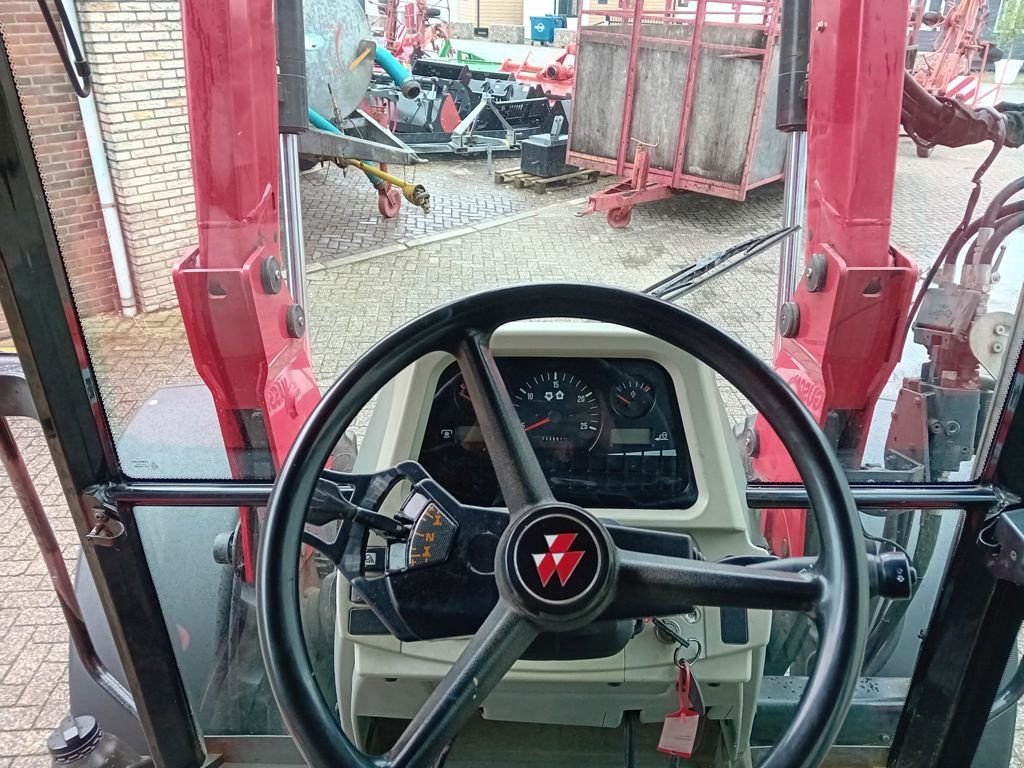 Traktor typu Massey Ferguson 5455 DYNA-4, Gebrauchtmaschine w MARIENHEEM (Zdjęcie 8)