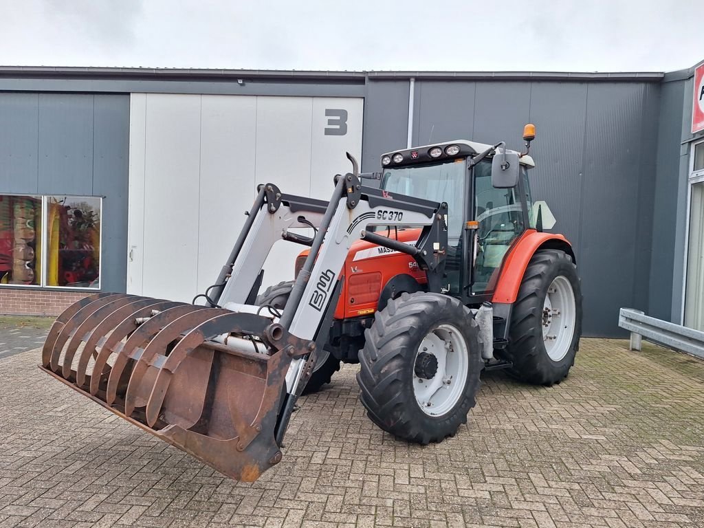 Traktor van het type Massey Ferguson 5455 DYNA-4, Gebrauchtmaschine in MARIENHEEM (Foto 3)