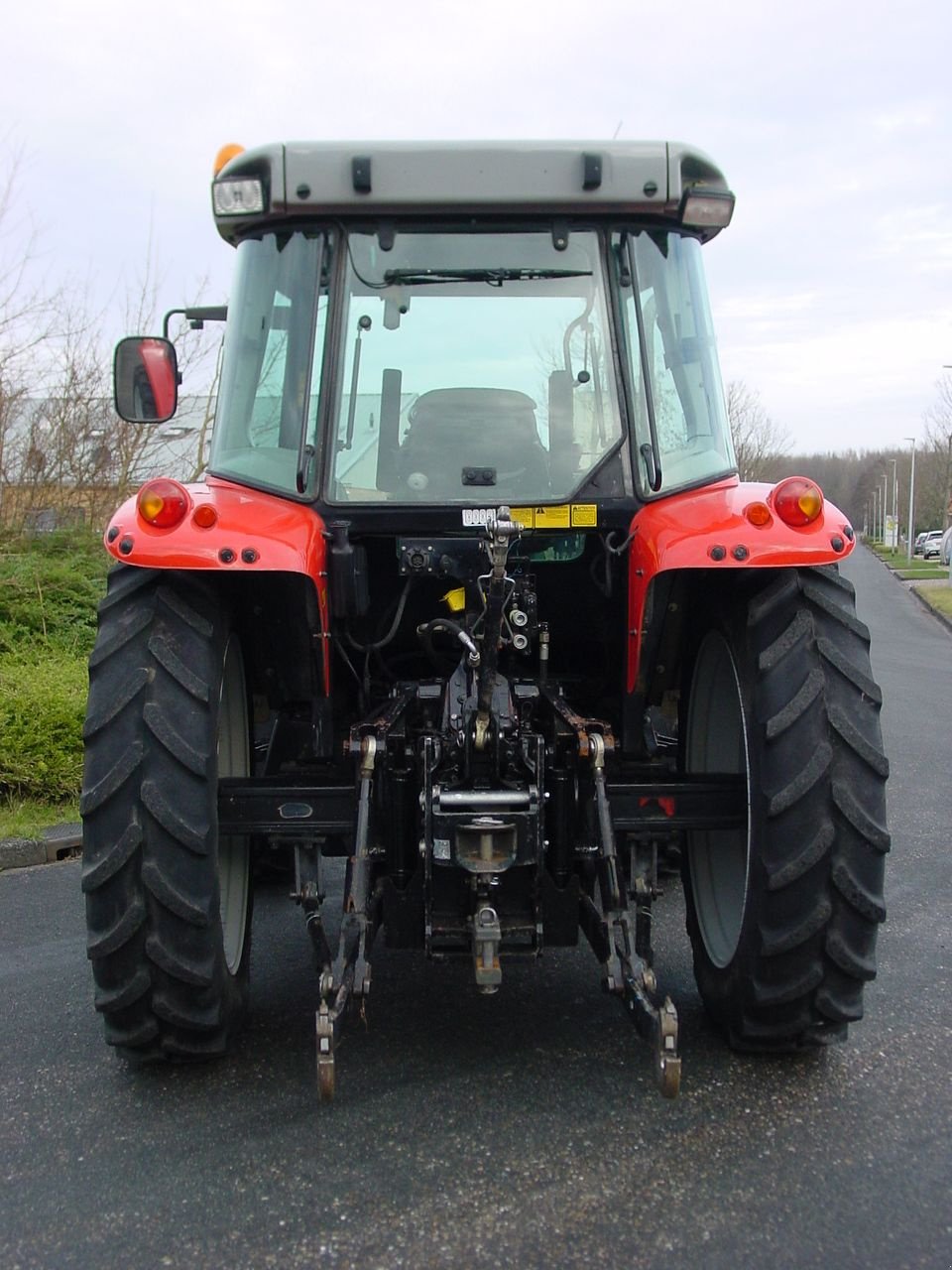 Traktor des Typs Massey Ferguson 5455 Dyna4, Gebrauchtmaschine in Wieringerwerf (Bild 4)