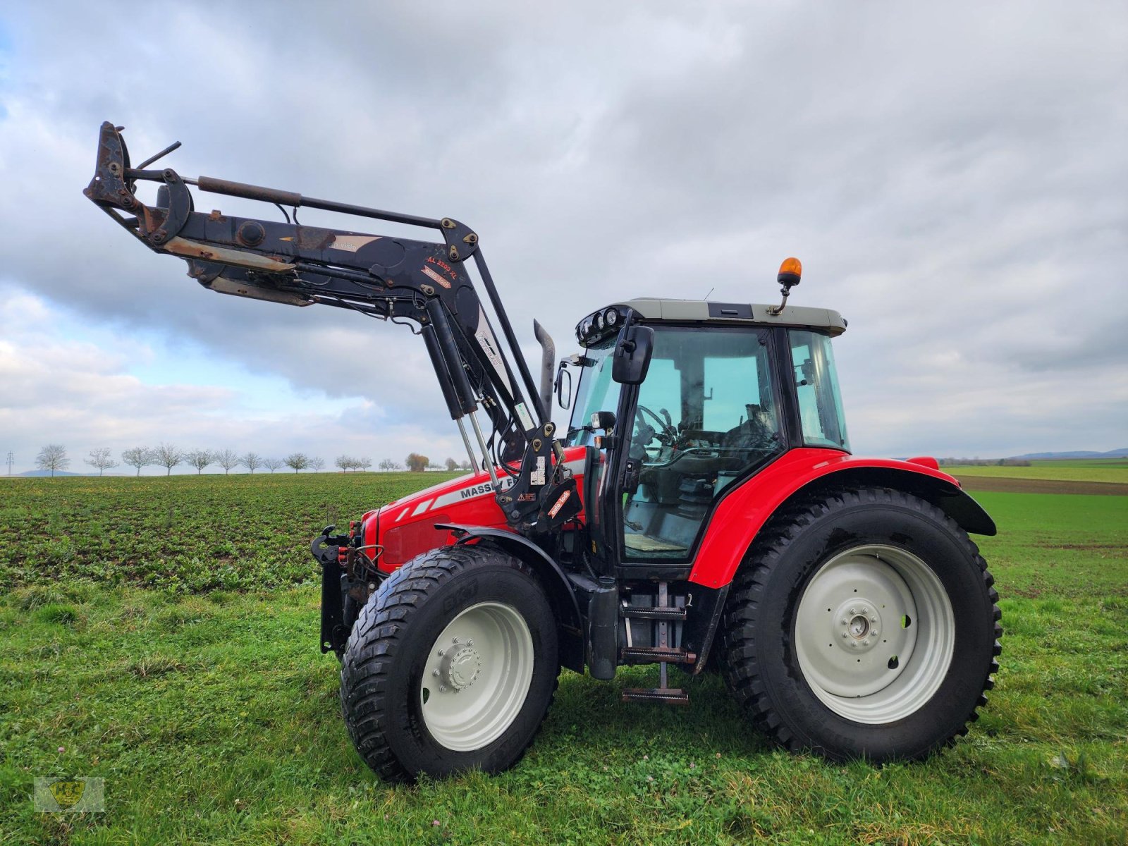 Traktor van het type Massey Ferguson 5455 Frontlader, Gebrauchtmaschine in Willanzheim (Foto 2)