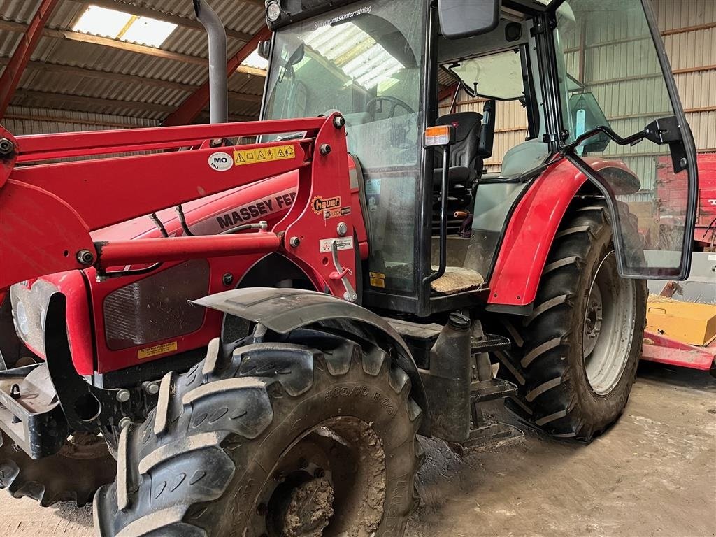 Traktor a típus Massey Ferguson 5455 med Frontlæsser Hauer Pom S-90 læsser, Gebrauchtmaschine ekkor: Støvring (Kép 1)