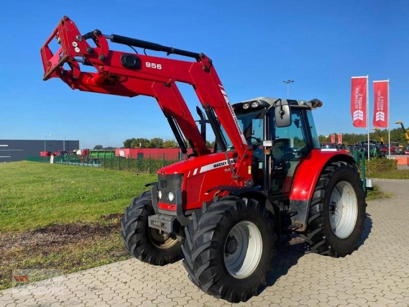 Traktor от тип Massey Ferguson 5455 MIT FRONTALDER, Gebrauchtmaschine в Oyten (Снимка 1)