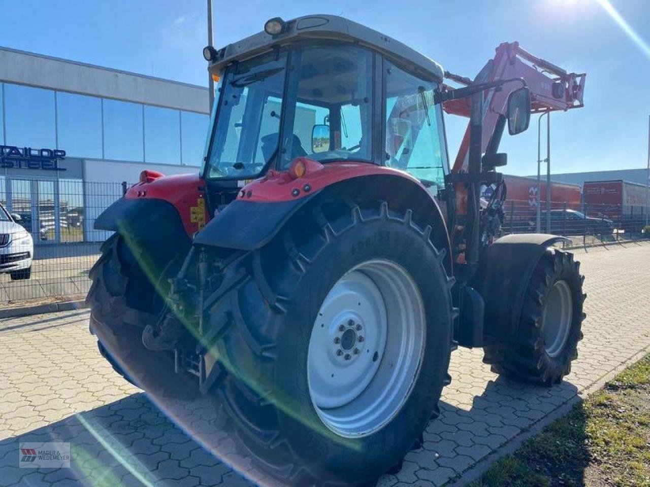 Traktor typu Massey Ferguson 5455 MIT FRONTALDER, Gebrauchtmaschine v Oyten (Obrázok 3)