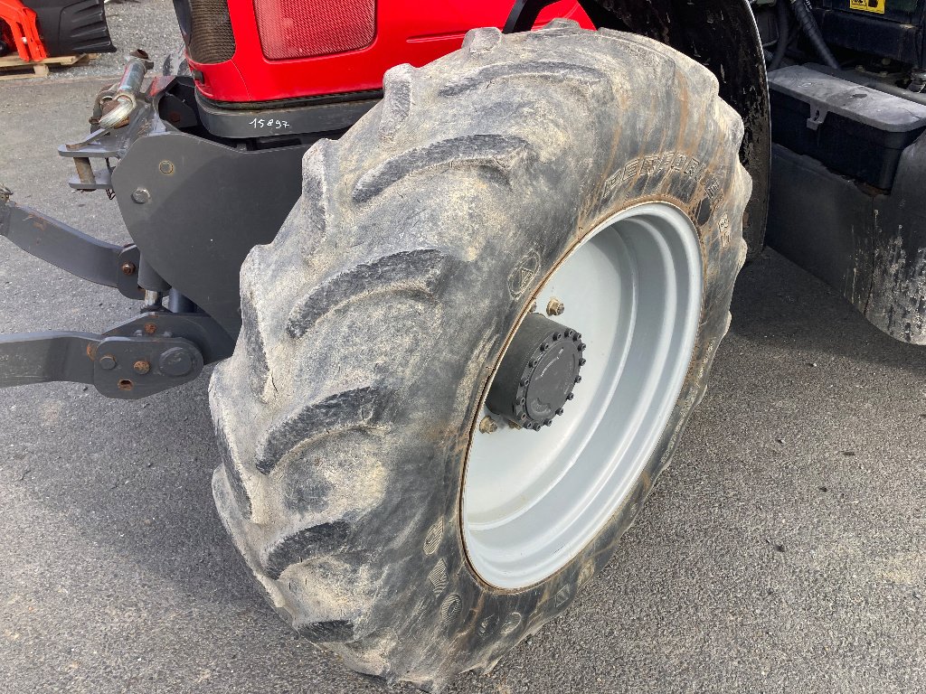 Traktor of the type Massey Ferguson 5455, Gebrauchtmaschine in CORMENON (Picture 5)