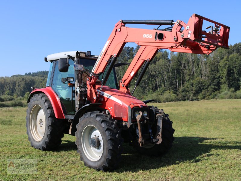 Traktor от тип Massey Ferguson 5455, Gebrauchtmaschine в Herbertingen