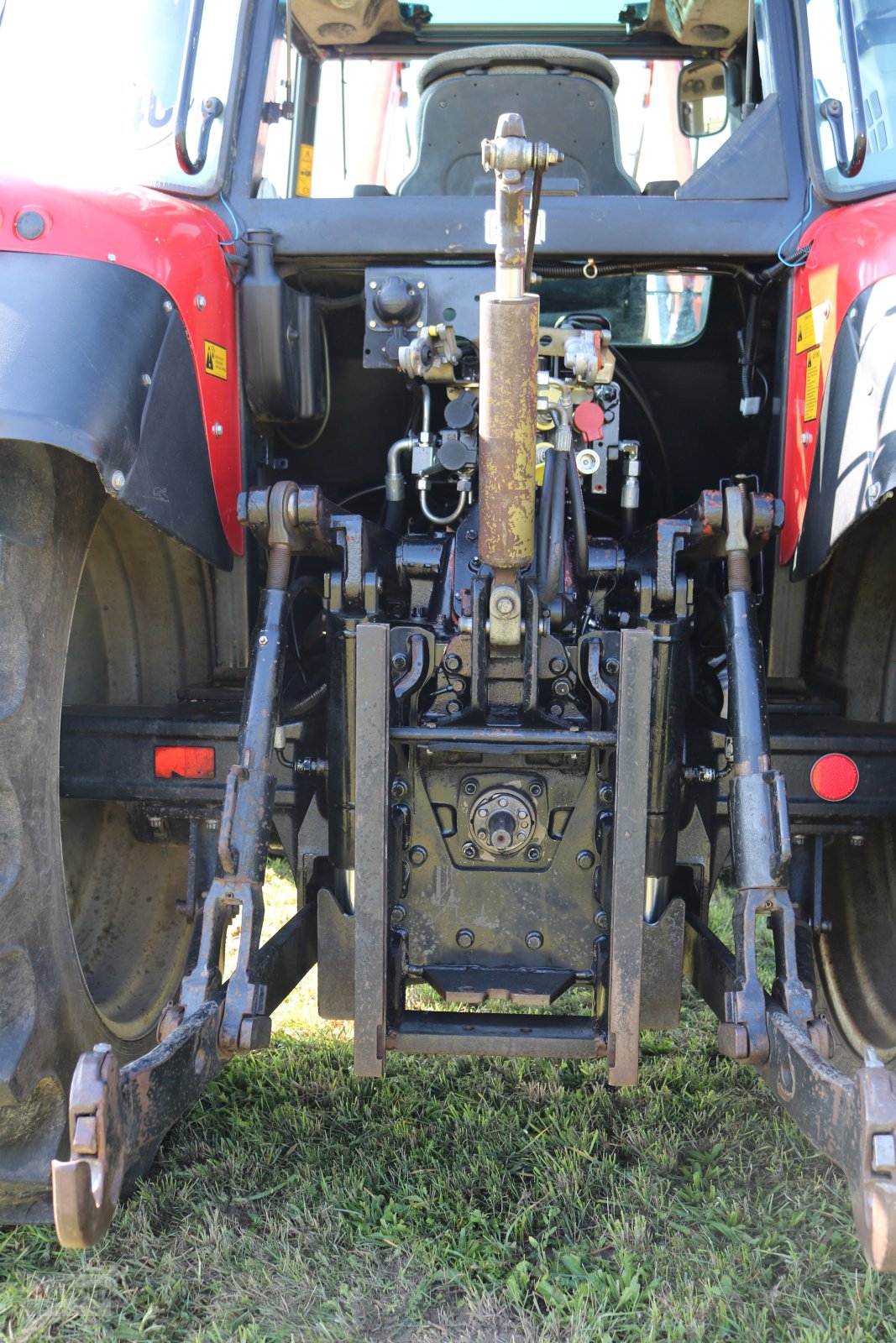 Traktor van het type Massey Ferguson 5455, Gebrauchtmaschine in Herbertingen (Foto 8)