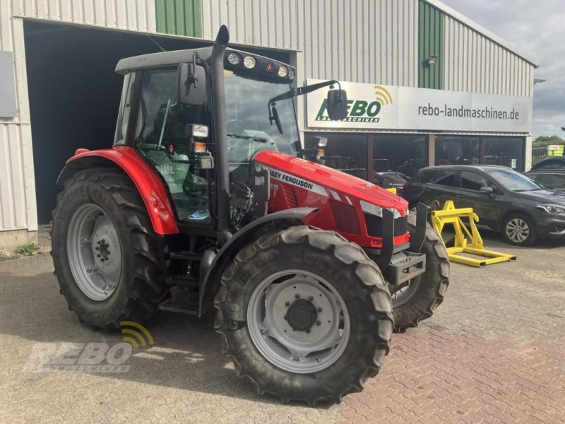 Traktor Türe ait Massey Ferguson 5455, Gebrauchtmaschine içinde Albersdorf