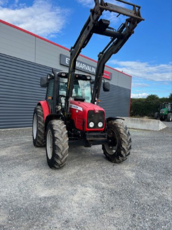 Traktor des Typs Massey Ferguson 5460, Gebrauchtmaschine in JOZE (Bild 3)