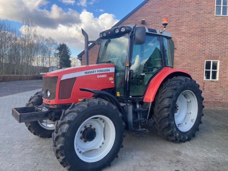 Traktor des Typs Massey Ferguson 5460, Gebrauchtmaschine in Emmer-Compascuum (Bild 1)