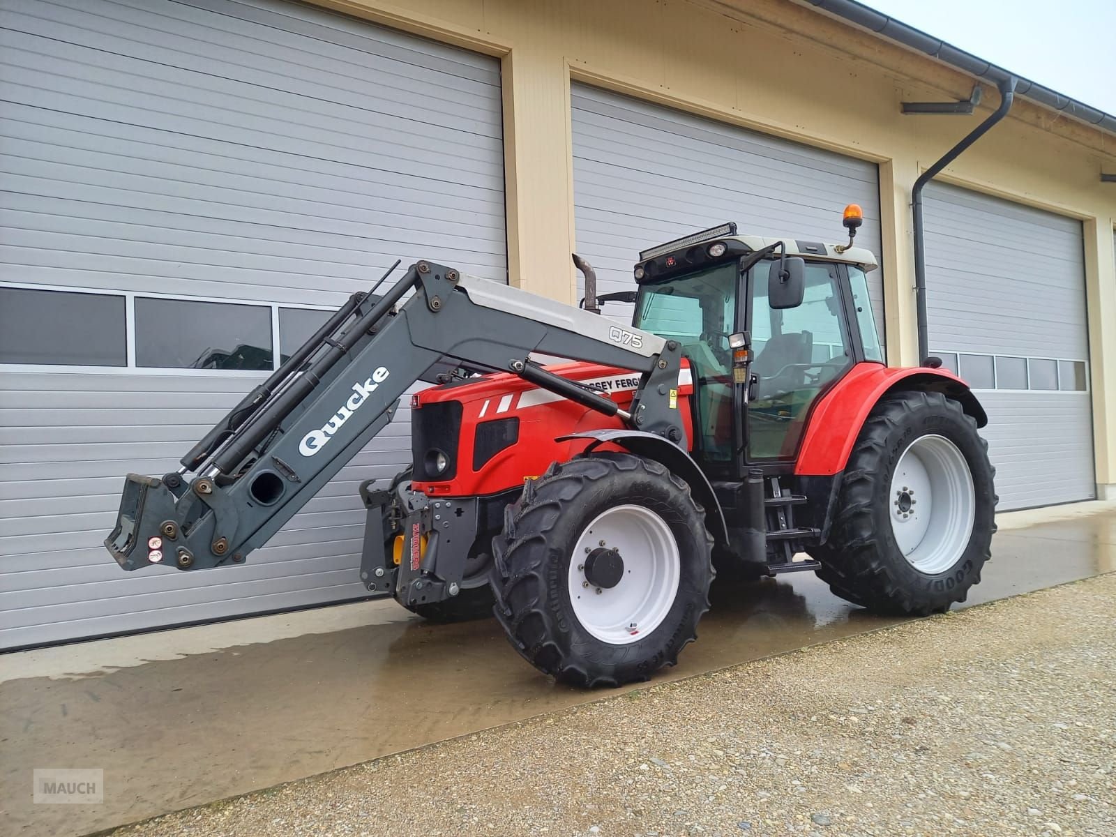 Traktor типа Massey Ferguson 5465-4 Standard, Gebrauchtmaschine в Burgkirchen (Фотография 1)