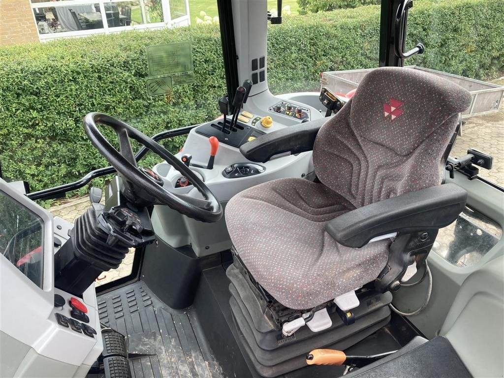 Traktor van het type Massey Ferguson 5480 Dyna 4, Gebrauchtmaschine in Løkken (Foto 6)