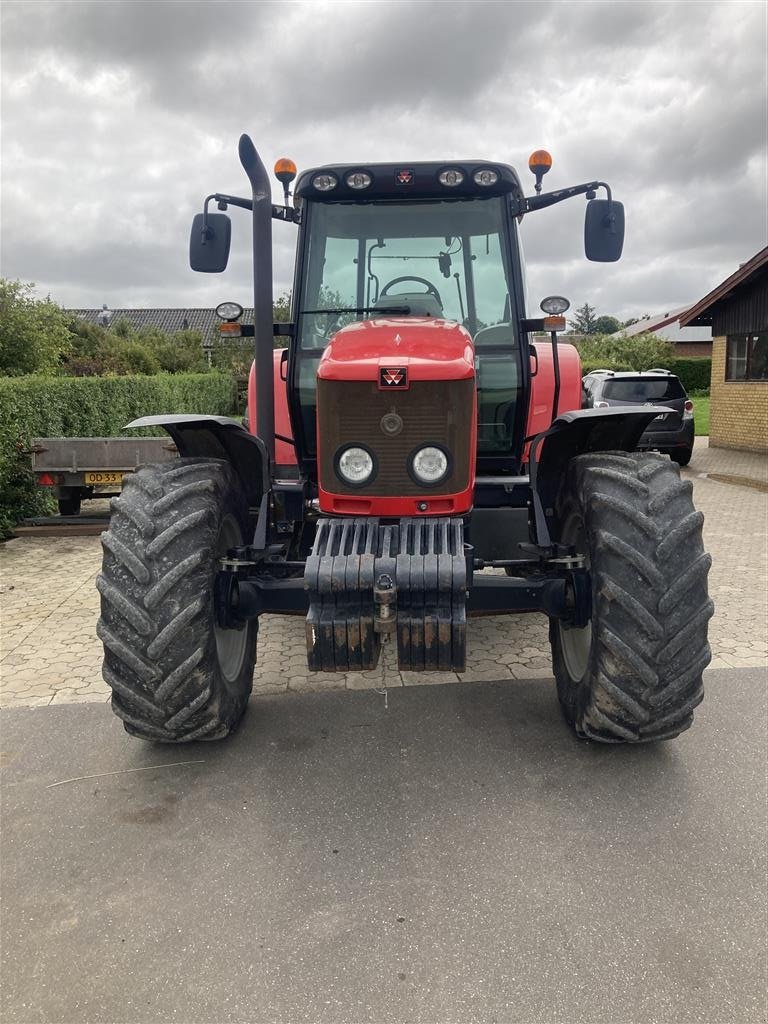 Traktor van het type Massey Ferguson 5480, Gebrauchtmaschine in Løkken (Foto 2)