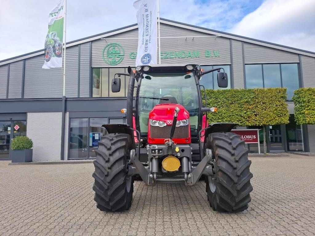 Traktor Türe ait Massey Ferguson 5609 Dyna4, Gebrauchtmaschine içinde Borne (resim 5)