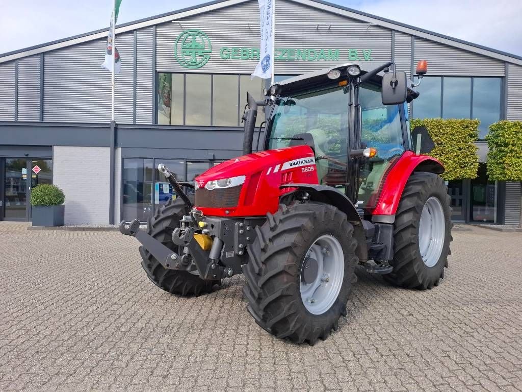 Traktor van het type Massey Ferguson 5609 Dyna4, Gebrauchtmaschine in Borne (Foto 2)