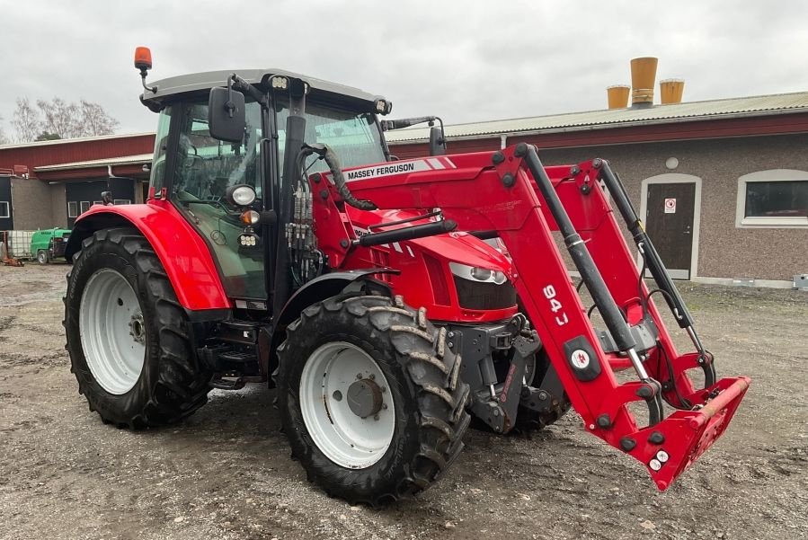 Traktor typu Massey Ferguson 5610 Dyna 4, Gebrauchtmaschine v Thiene (Obrázok 1)