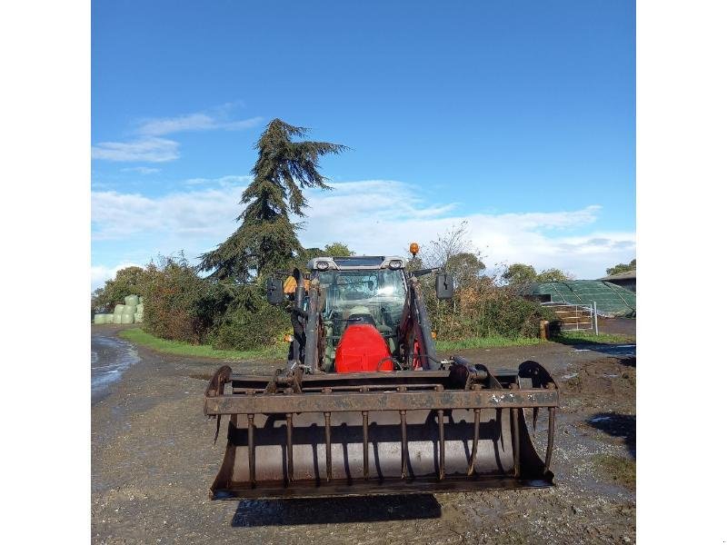 Traktor του τύπου Massey Ferguson 5610, Gebrauchtmaschine σε ANTIGNY (Φωτογραφία 3)