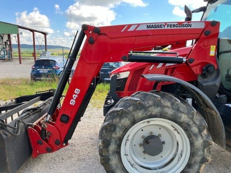 Traktor typu Massey Ferguson 5611 DYNA 4 EFFICIENT, Gebrauchtmaschine v MARBEVILLE (Obrázok 9)