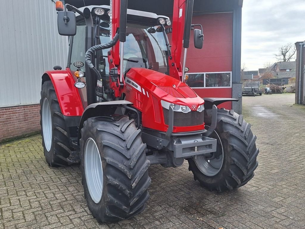 Traktor Türe ait Massey Ferguson 5611 DYNA-4 EFFICIENT, Gebrauchtmaschine içinde MARIENHEEM (resim 5)