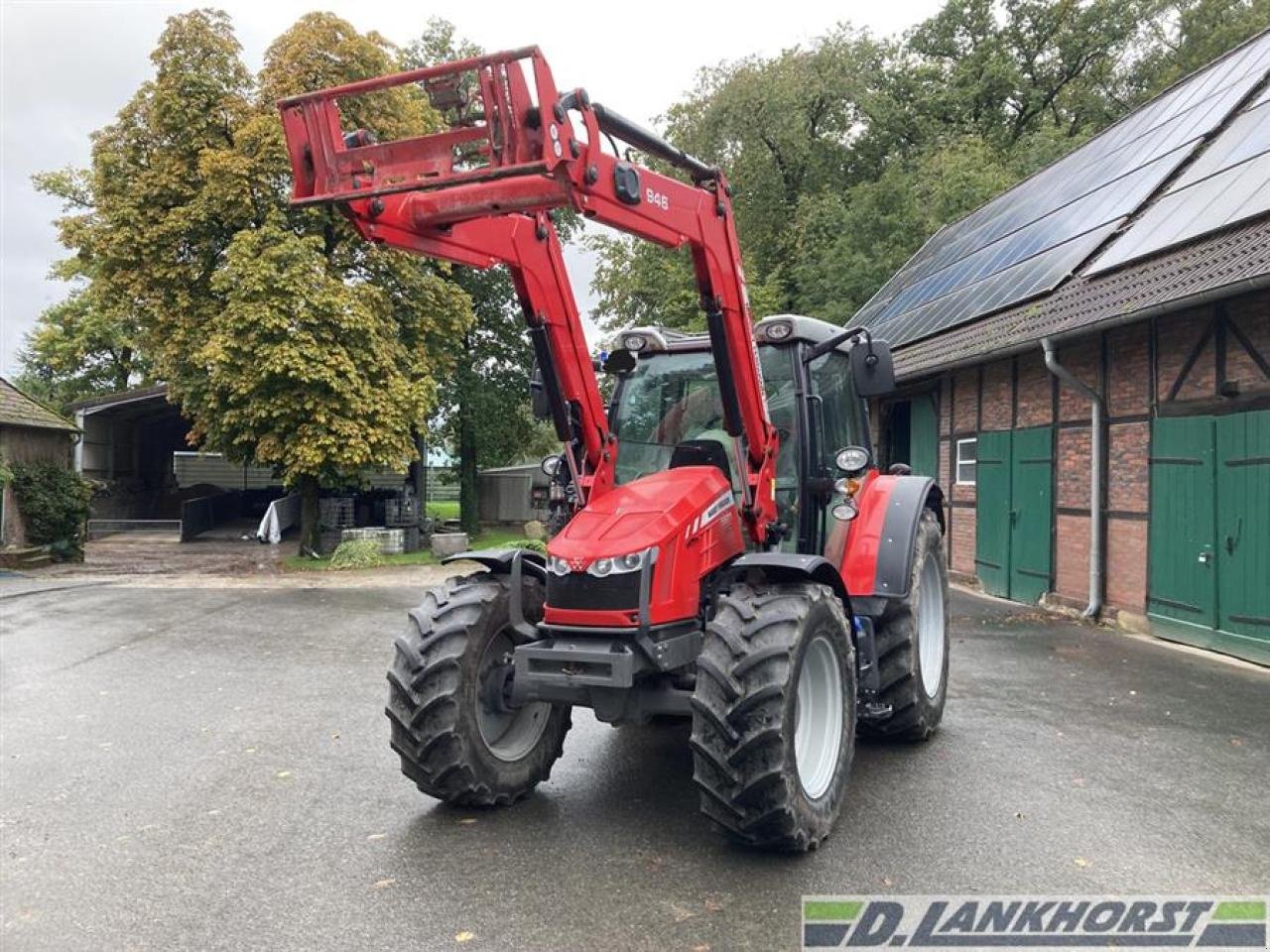 Traktor des Typs Massey Ferguson 5611 Dyna 4, Gebrauchtmaschine in Rosendahl (Bild 1)