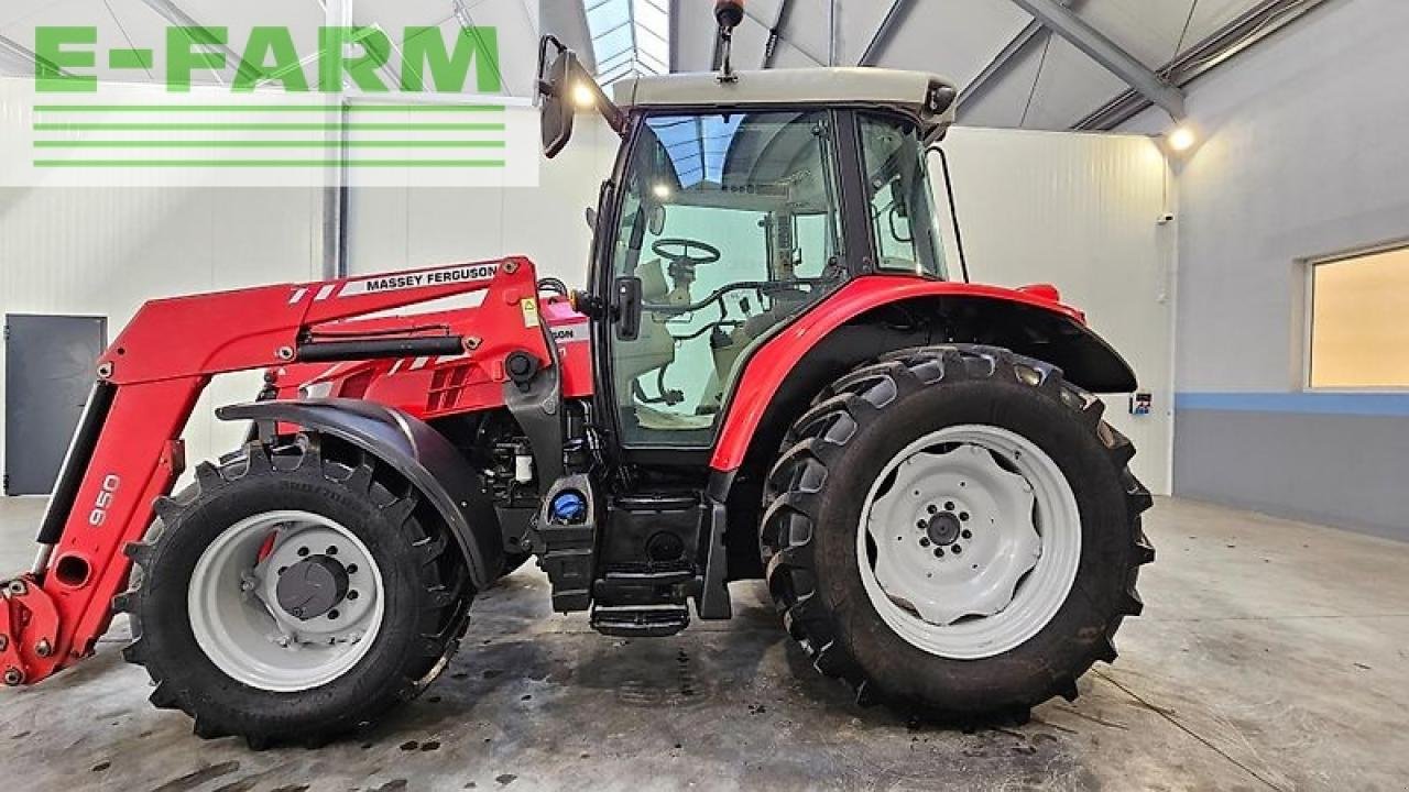 Traktor del tipo Massey Ferguson 5611 dyna4, Gebrauchtmaschine In MORDY (Immagine 8)