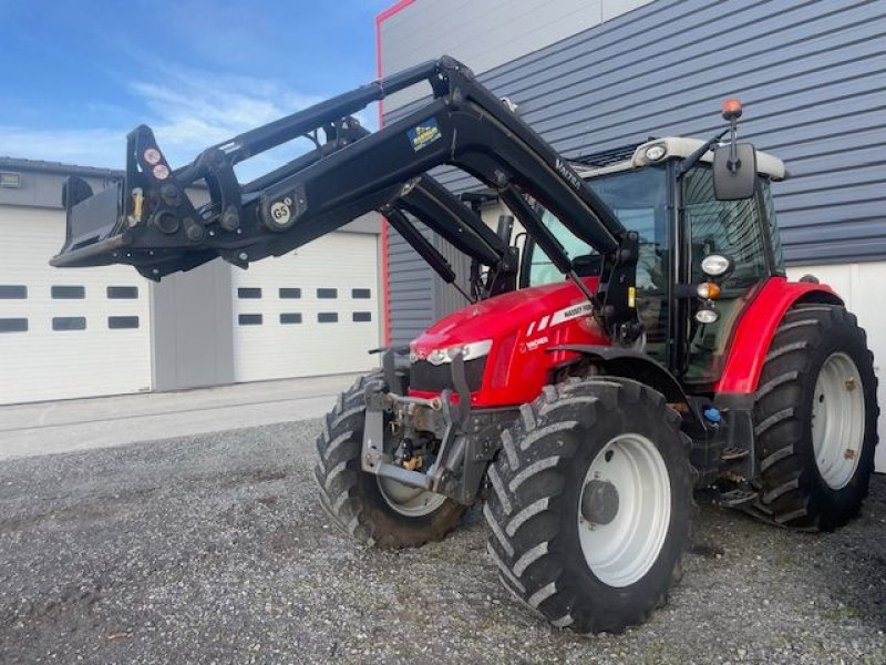 Traktor of the type Massey Ferguson 5612 DYNA 6, Gebrauchtmaschine in JOZE (Picture 1)