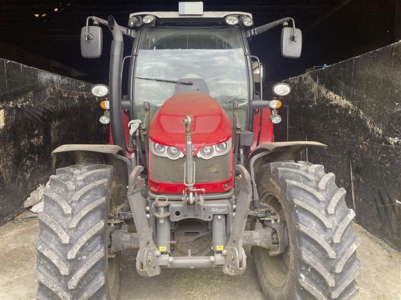 Traktor van het type Massey Ferguson 5613 DYNA 6 EFFICIENT, Gebrauchtmaschine in Wald (Foto 1)