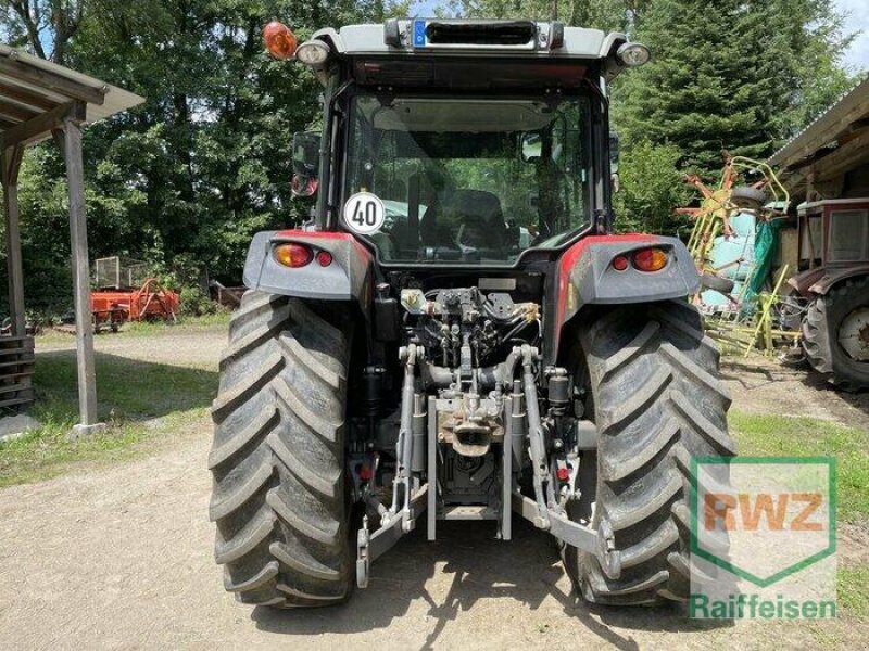 Traktor van het type Massey Ferguson 5710 M, Gebrauchtmaschine in Lebach (Foto 2)