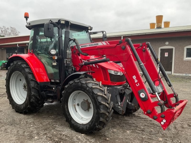 Traktor του τύπου Massey Ferguson 5710 S Dyna-4, Gebrauchtmaschine σε Thiene (Φωτογραφία 1)